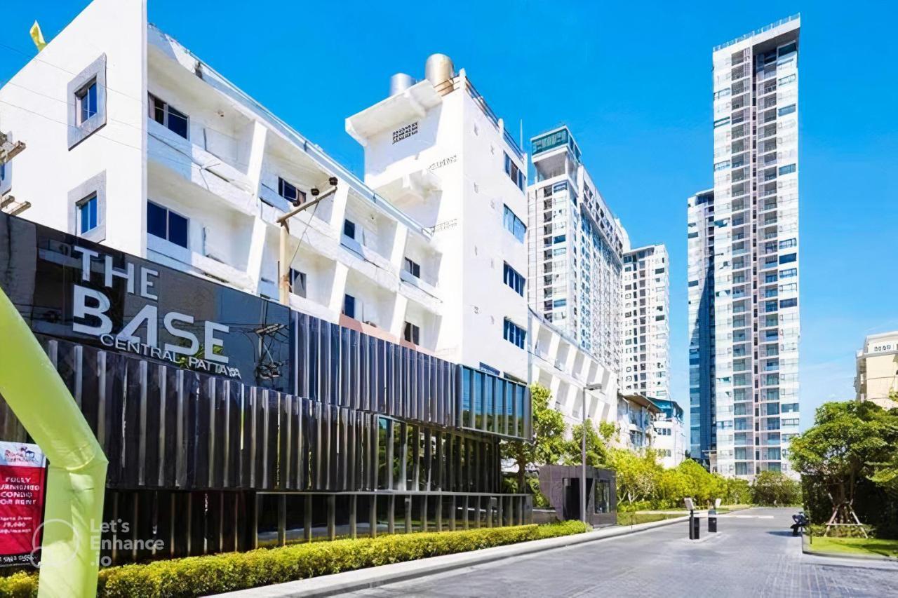 The Base Central Pattaya Apartment Exterior photo